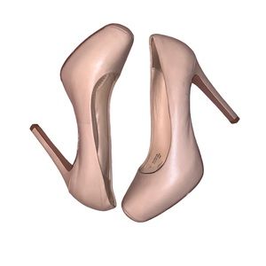 Pour La Victoire Gilliana Tan Leather Pump